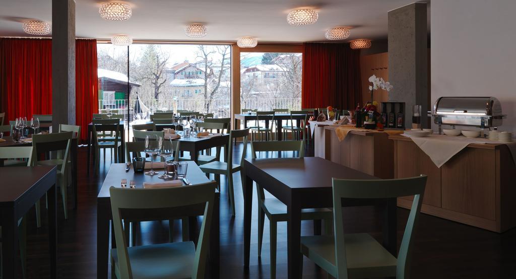 Azalea Park Hotel Cavalese Εξωτερικό φωτογραφία