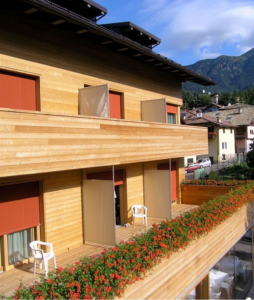 Azalea Park Hotel Cavalese Εξωτερικό φωτογραφία
